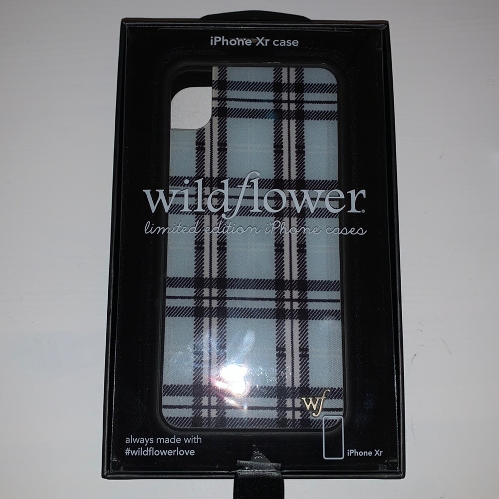 iphone XR wildflower phone case